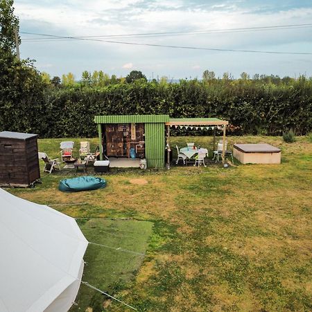 Hotel The Follies Glamping Maidstone Exteriér fotografie