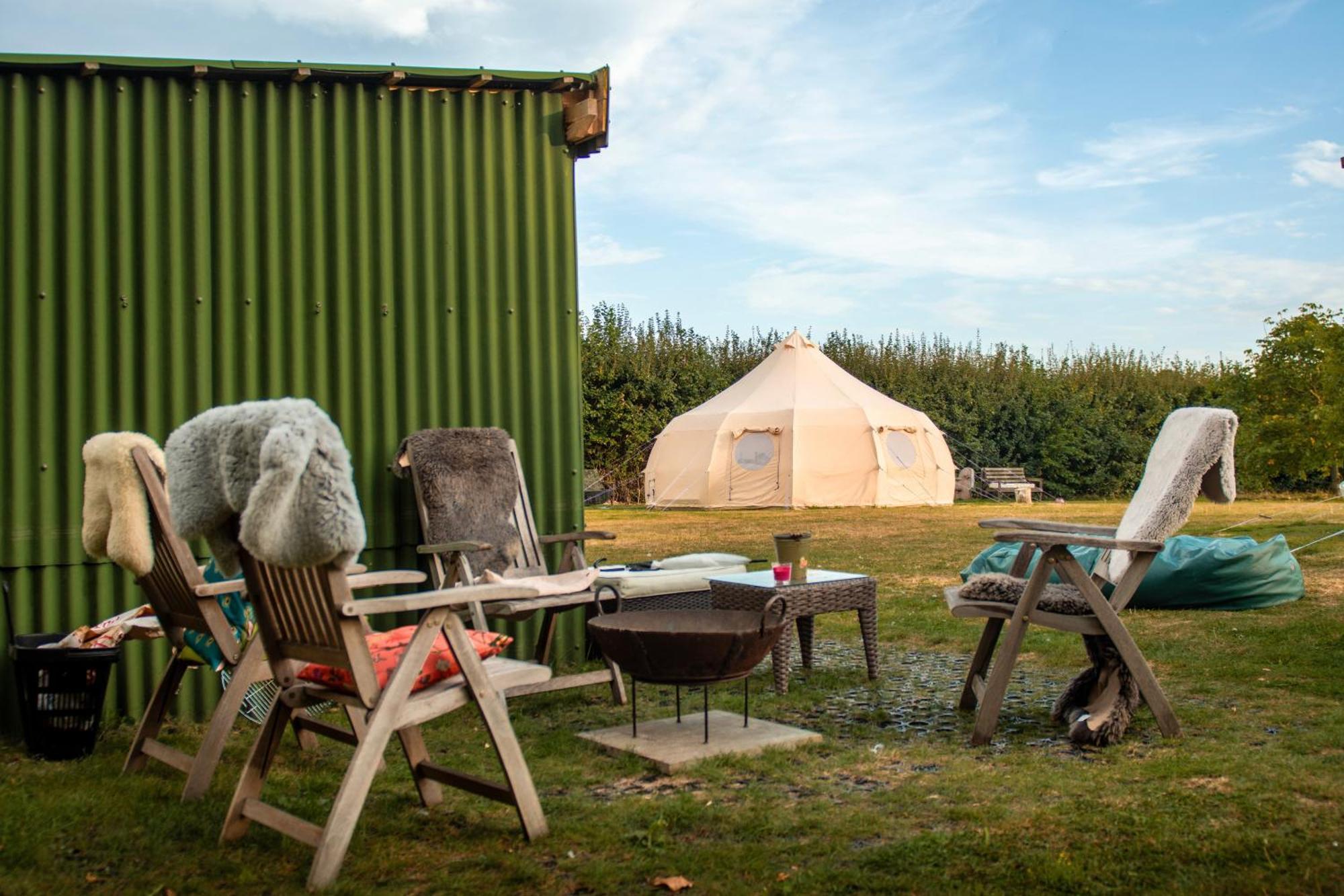 Hotel The Follies Glamping Maidstone Exteriér fotografie