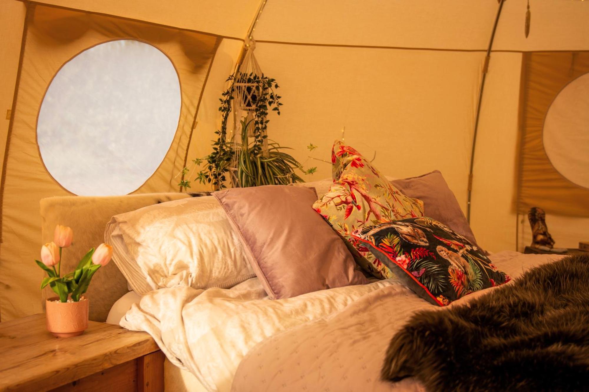 Hotel The Follies Glamping Maidstone Exteriér fotografie