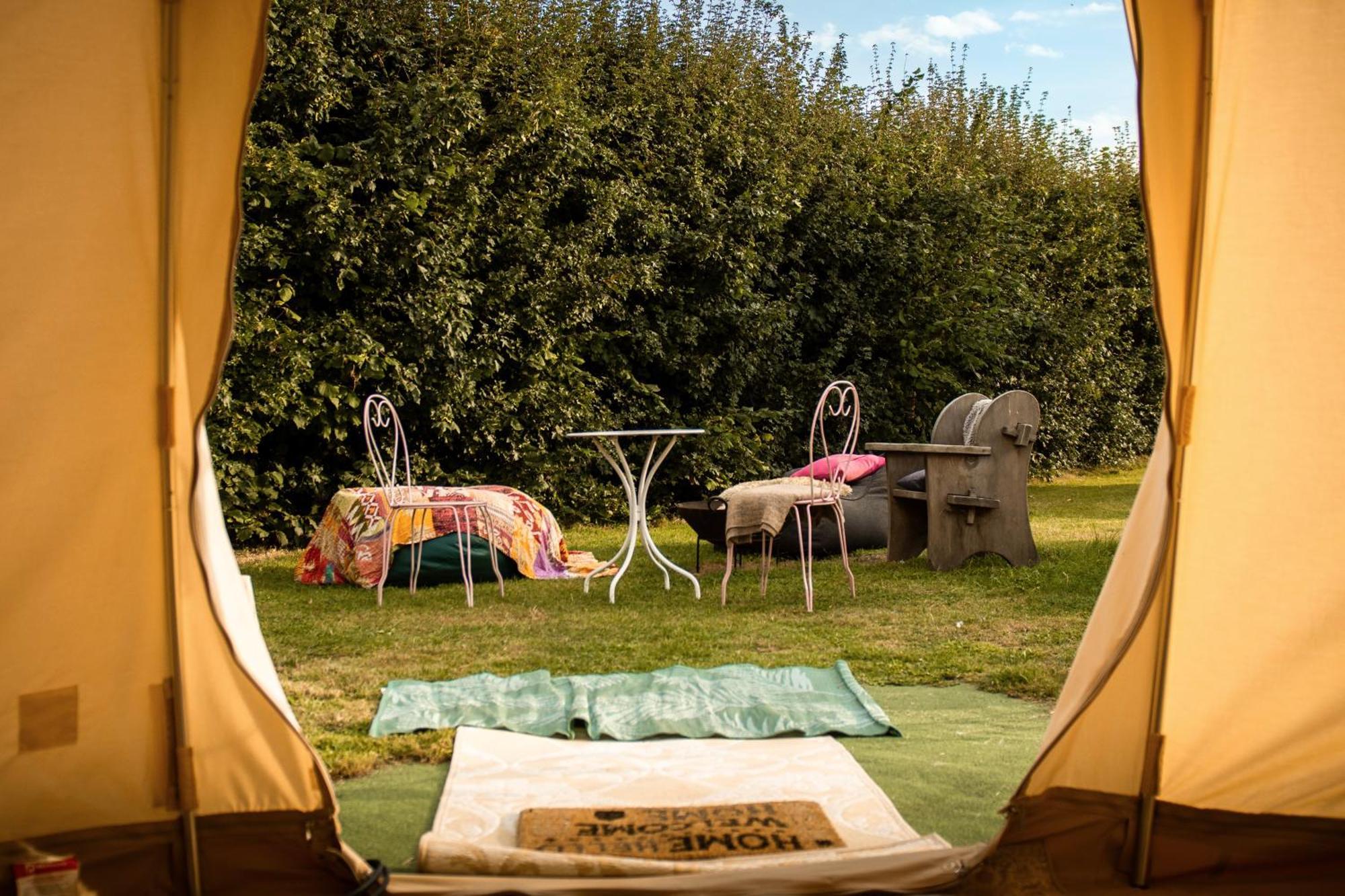 Hotel The Follies Glamping Maidstone Exteriér fotografie